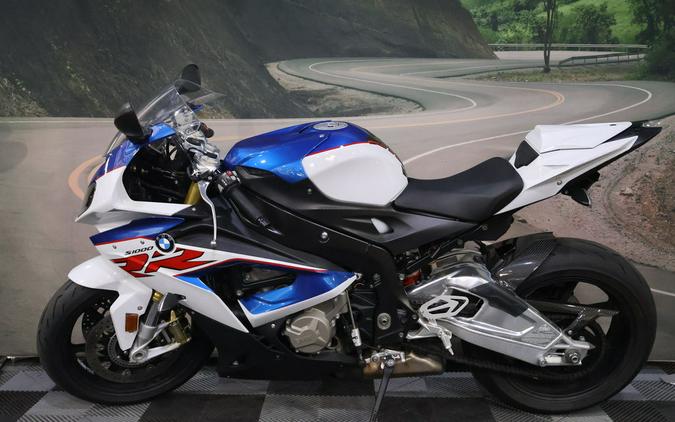 2019 BMW S 1000 RR Light White / Lupin Blue Metallic / Racing Red