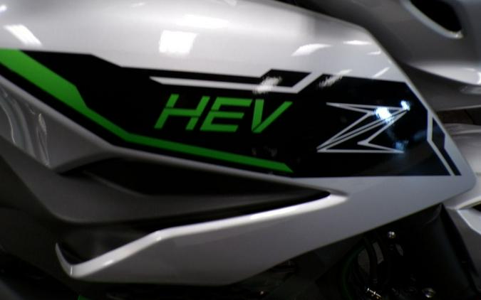 2024 Kawasaki Z7 Hybrid ABS