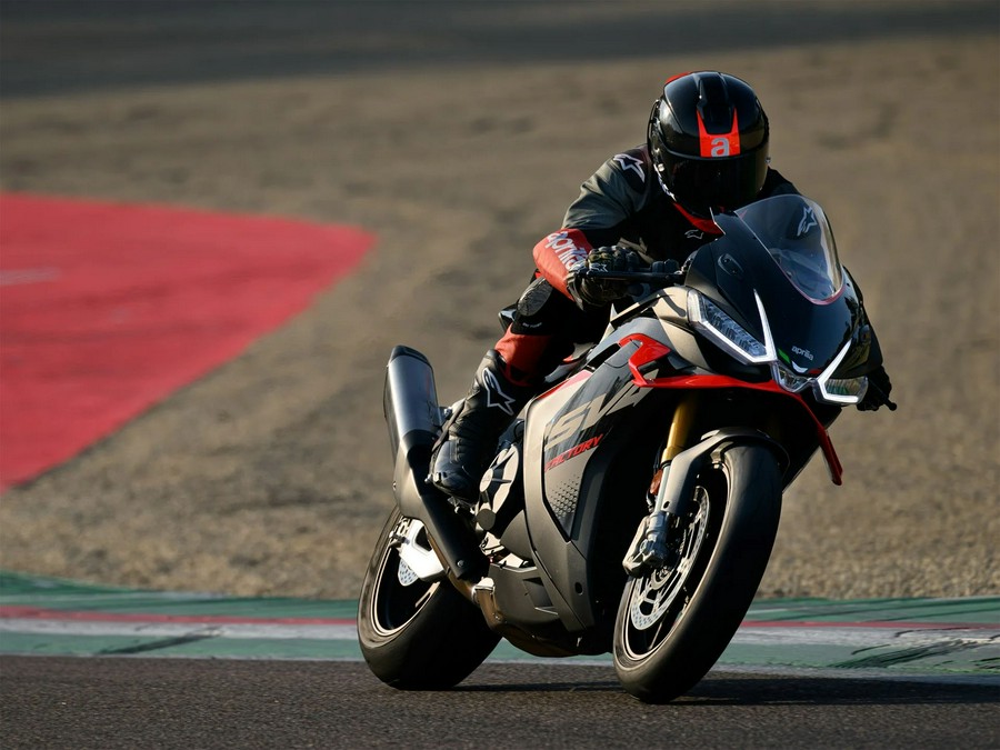 2026 Aprilia RSV4 Factory 1100
