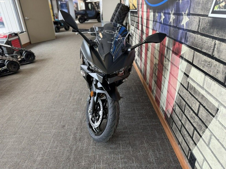 2026 Kawasaki Ninja® 500