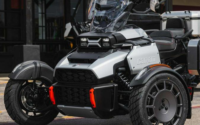 2025 Can-Am Canyon? XT