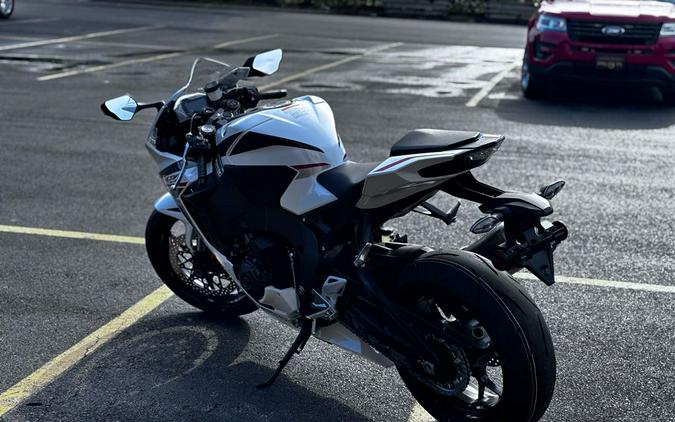 2026 Honda CBR1000RR Base