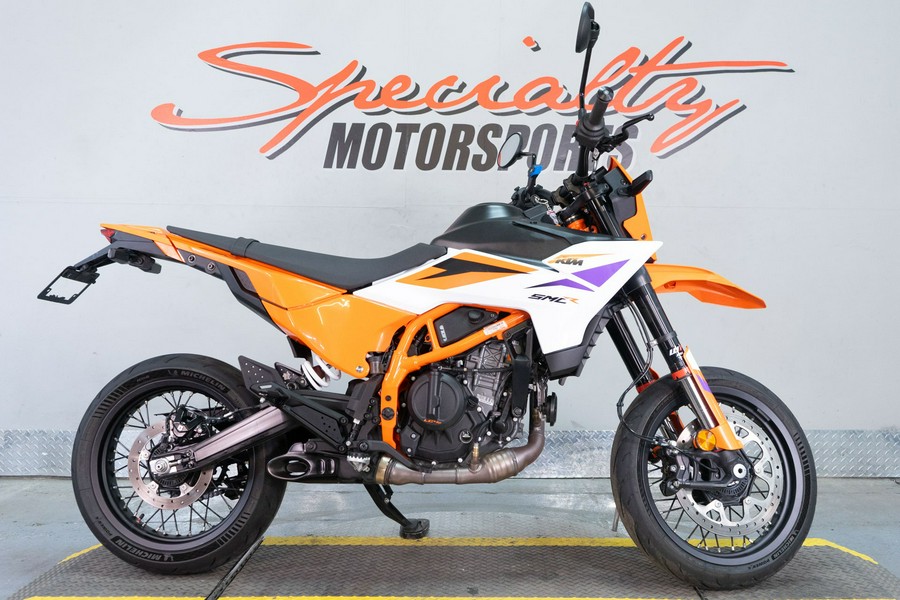 2026 KTM 390 SMC R