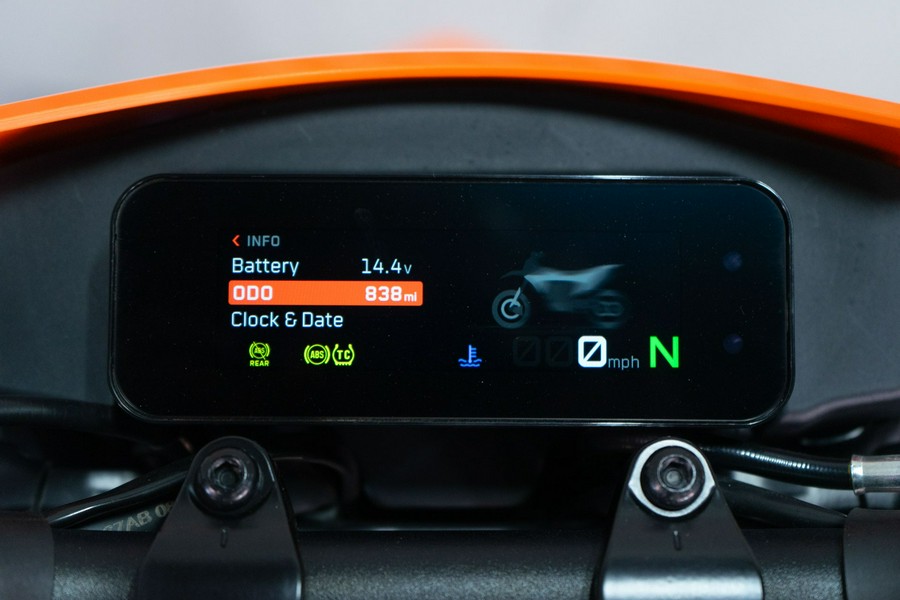 2026 KTM 390 SMC R