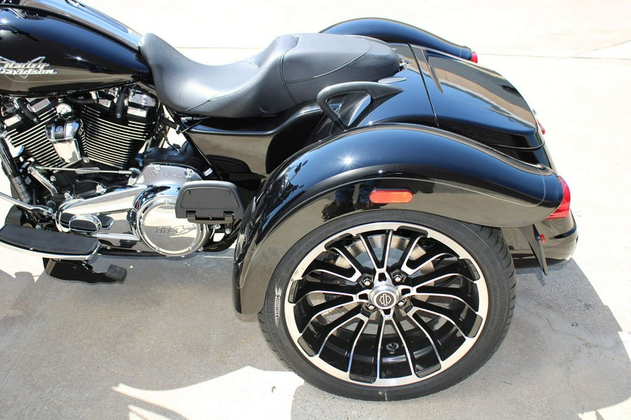 2024 Harley-Davidson® FLTRT - Road Glide® 3