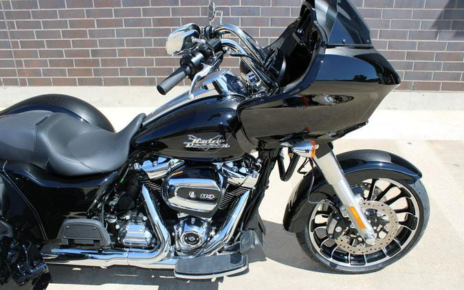 2024 Harley-Davidson® FLTRT - Road Glide® 3