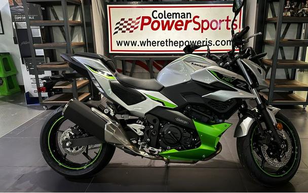 2024 Kawasaki Z7 Hybrid ABS