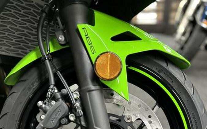 2024 Kawasaki Ninja® 500 KRT Edition SE ABS