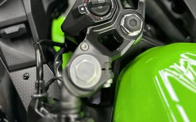 2024 Kawasaki Ninja® 500 KRT Edition SE ABS