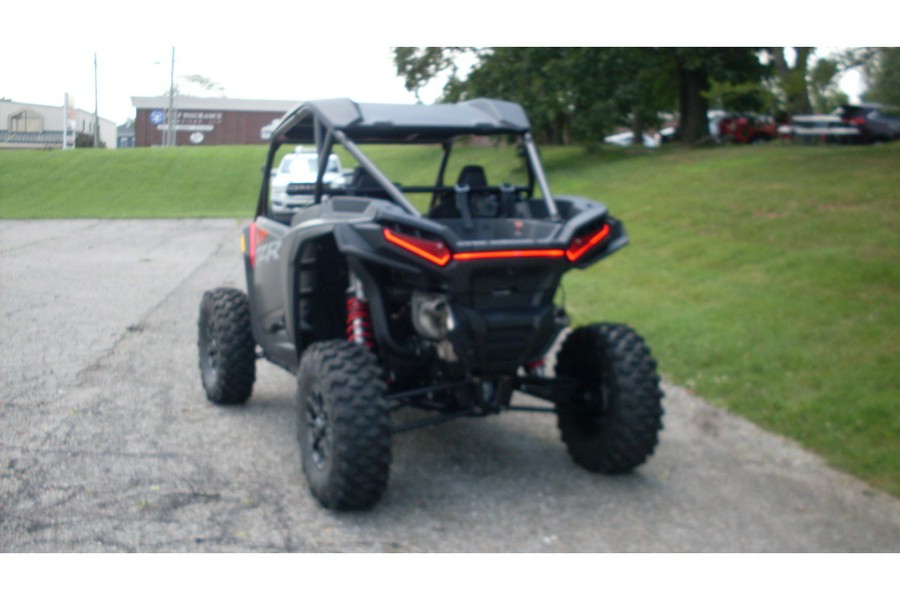 2024 Polaris Industries RZR XP 1000 Ultimate Indy Red