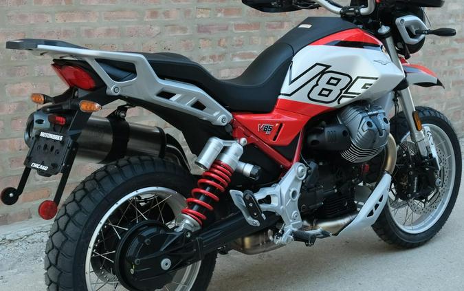 2025 Moto Guzzi V85 TT