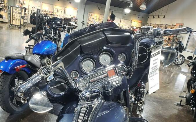 2003 Harley-Davidson® Electra Glide® Ultra Classic® Gunmetal Pearl