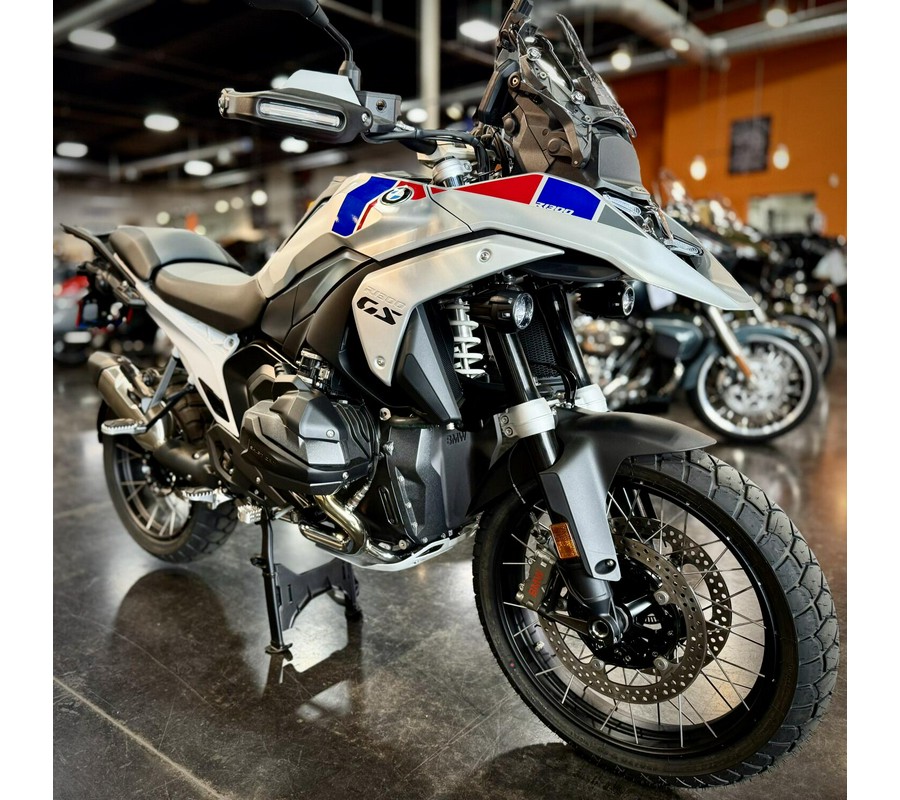 2026 BMW Motorrad R 1300 GS TROPHY