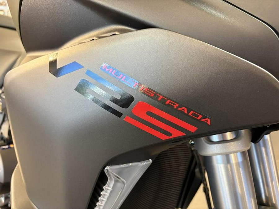 2025 Ducati Multistrada V2 S Storm Green