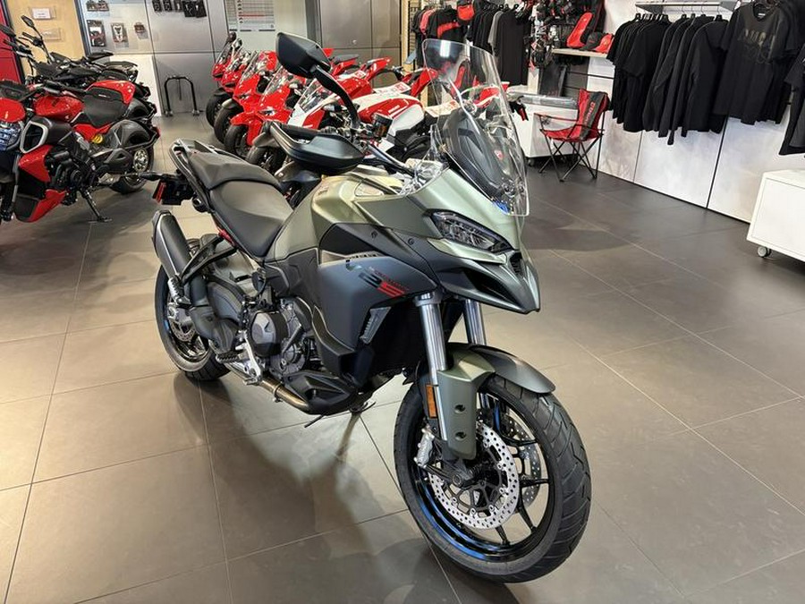 2025 Ducati Multistrada V2 S Storm Green