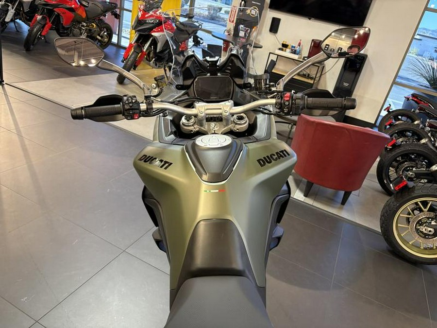 2025 Ducati Multistrada V2 S Storm Green