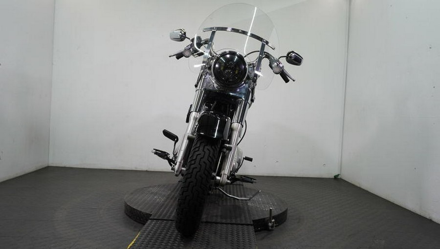 2012 Harley-Davidson® FLD - Dyna® Switchback™