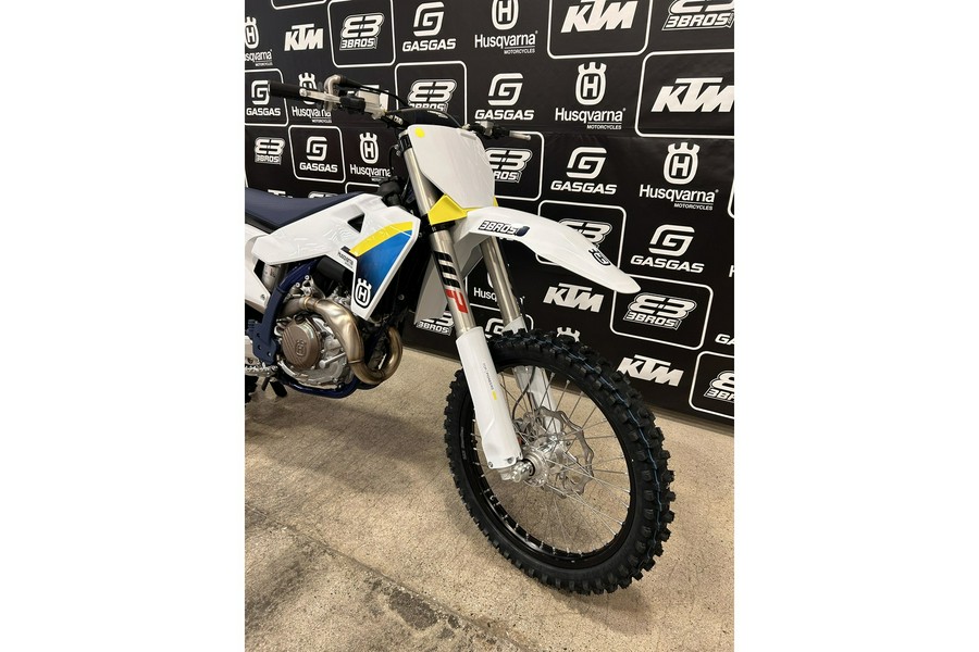 2025 Husqvarna Motorcycles FC 450
