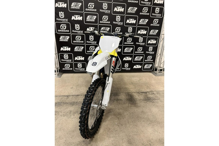 2025 Husqvarna Motorcycles FC 450