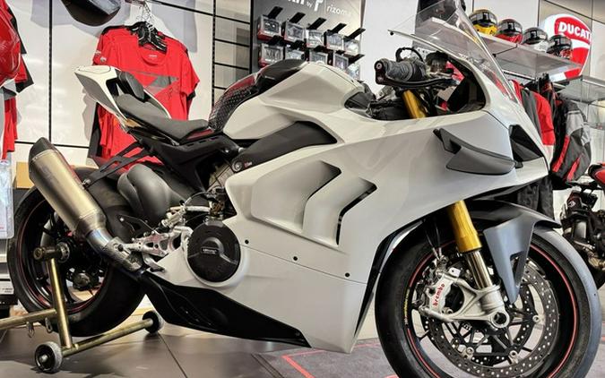 2018 Ducati Panigale V4 S
