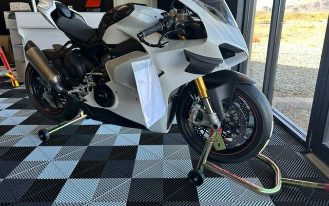 2018 Ducati Panigale V4 S