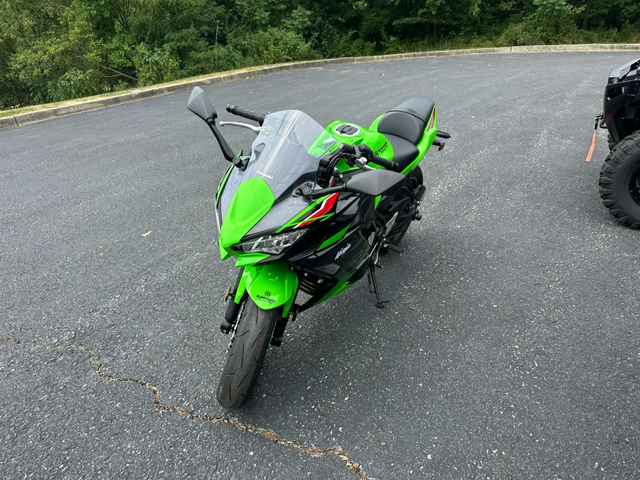 2023 Kawasaki Ninja 650 KRT Edition