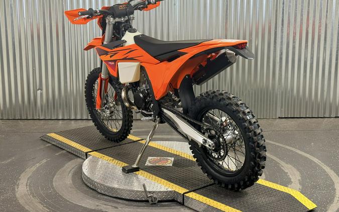 2026 KTM 150 XC-W