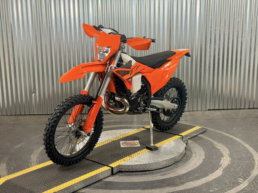 2026 KTM 150 XC-W