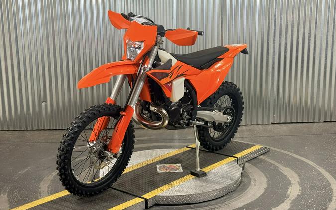 2026 KTM 150 XC-W