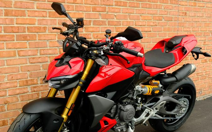 2025 Ducati Streetfighter V2 S