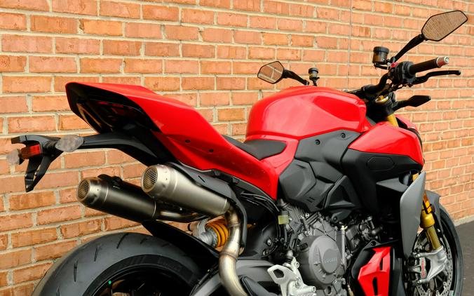 2025 Ducati Streetfighter V2 S