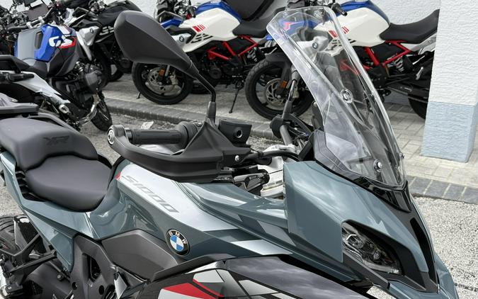 2026 BMW S 1000 XR
