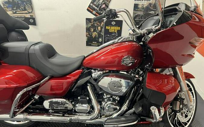 2026 Harley-Davidson Road Glide Limited Brilliant Red Chrome Trim