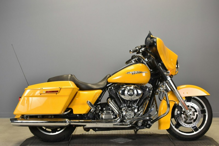 2013 Harley-Davidson® 2013 Harley-Davidson® Street Glide® FLHX