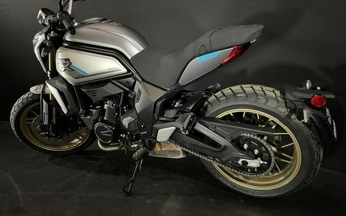 2022 CFMoto 700CL-X