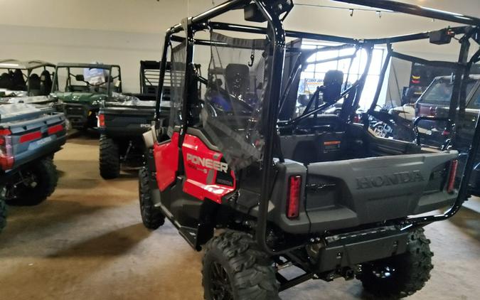 2024 Honda Pioneer 1000-5 Deluxe