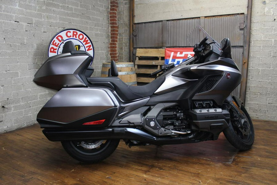 2018 Honda® Gold Wing Matte Majestic Silver