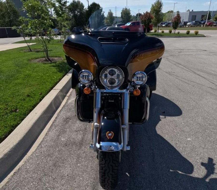 2024 Harley-Davidson® FLHTCUTG - Tri Glide® Ultra