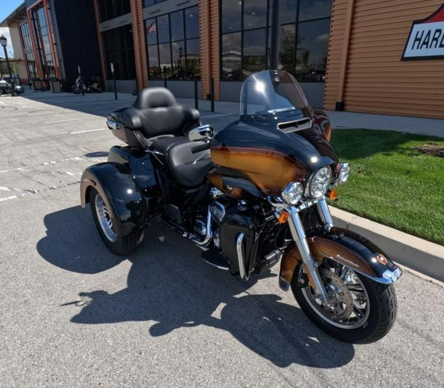 2024 Harley-Davidson® FLHTCUTG - Tri Glide® Ultra