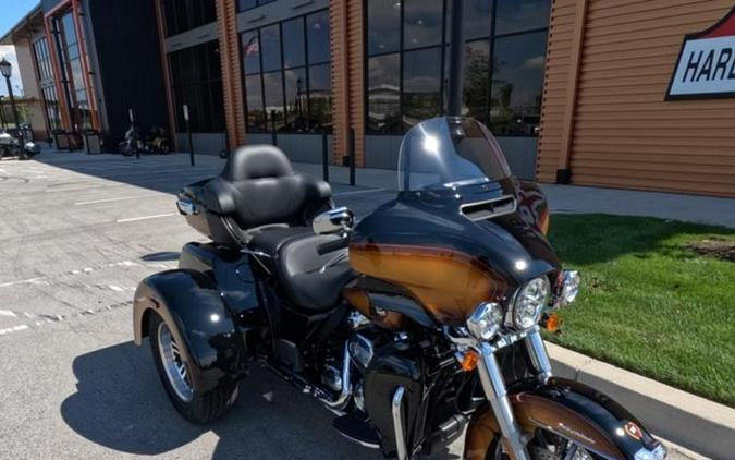 2024 Harley-Davidson® FLHTCUTG - Tri Glide® Ultra