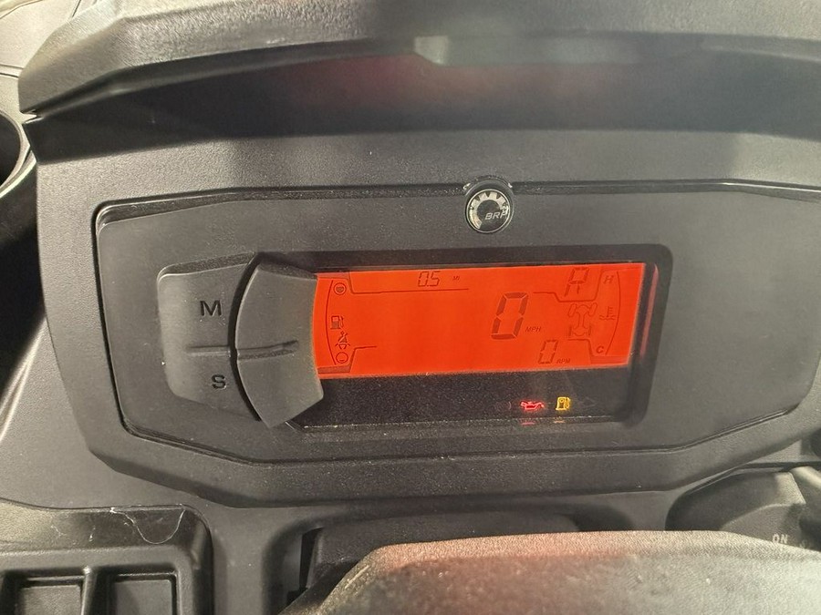 2025 Can-Am® Defender XT HD10