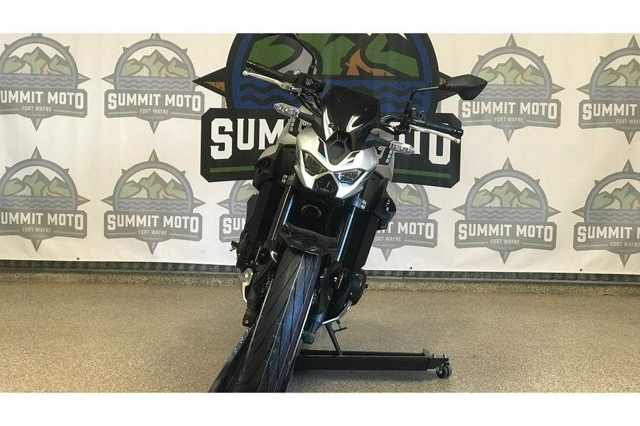 2025 Kawasaki Z900 ABS (ZR900SSFAN)