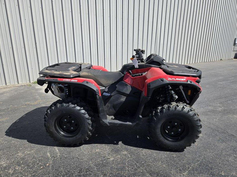 New 2025 CAN-AM OUTLANDER 850