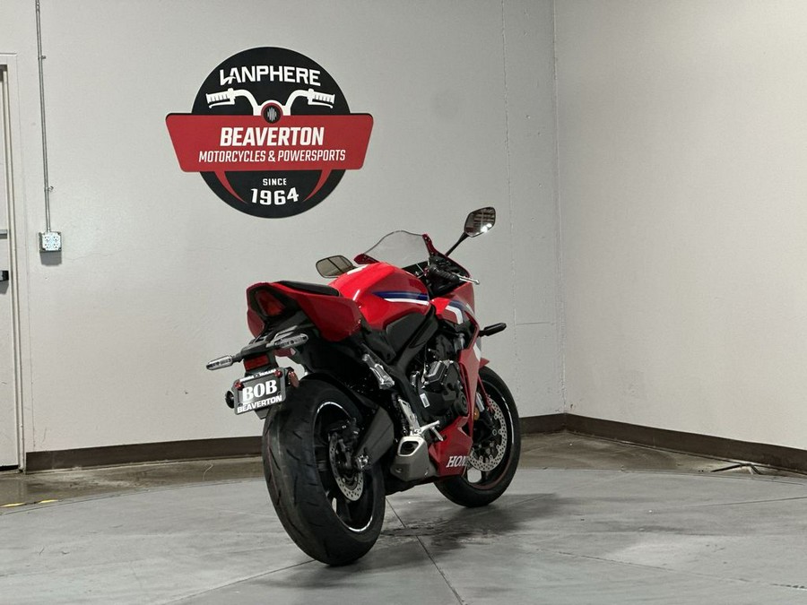 2026 Honda CBR650R E-Clutch