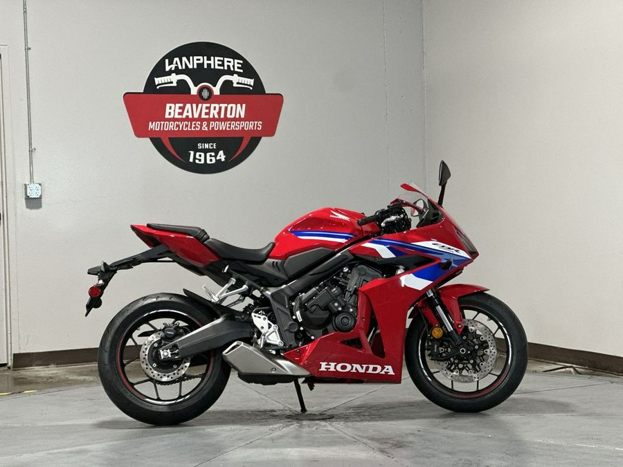 2026 Honda CBR650R E-Clutch