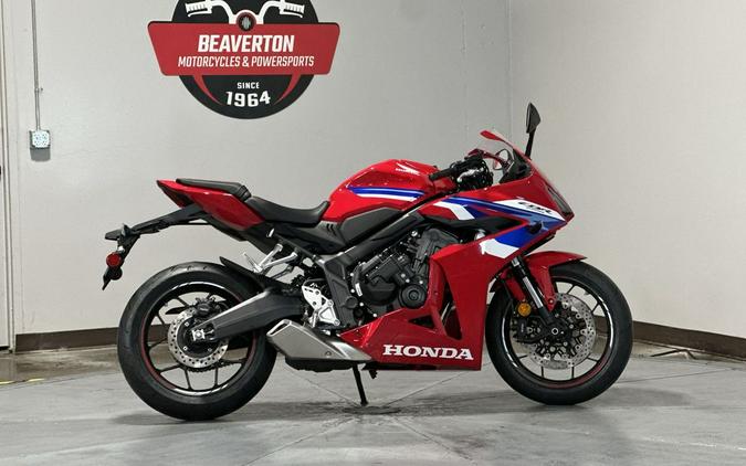 2026 Honda CBR650R E-Clutch