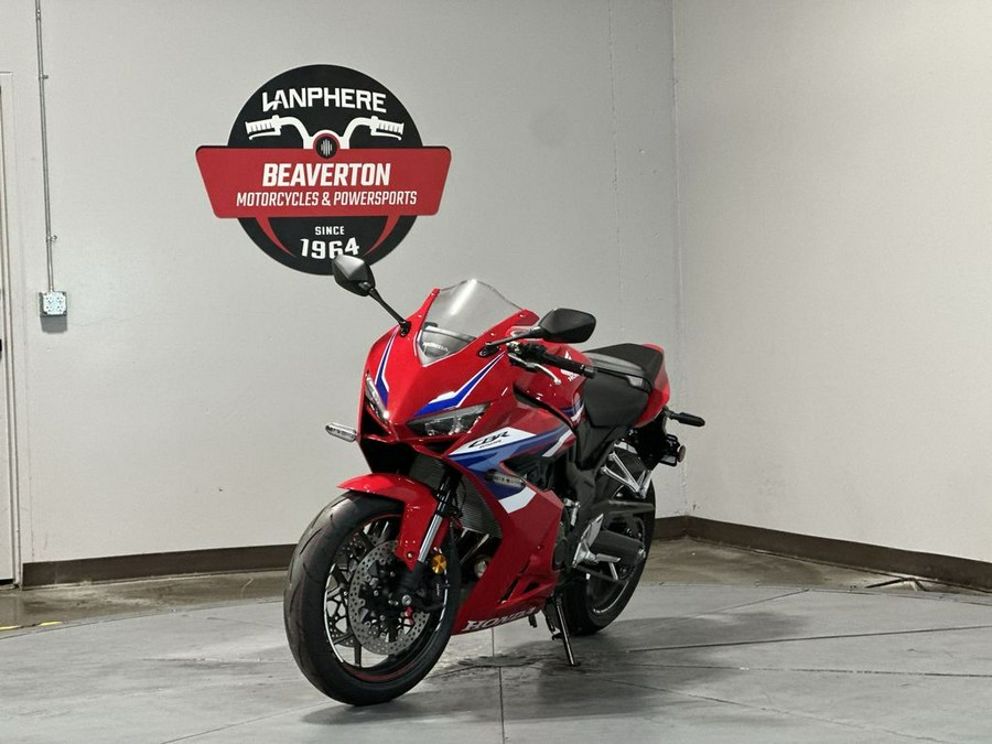 2026 Honda CBR650R E-Clutch
