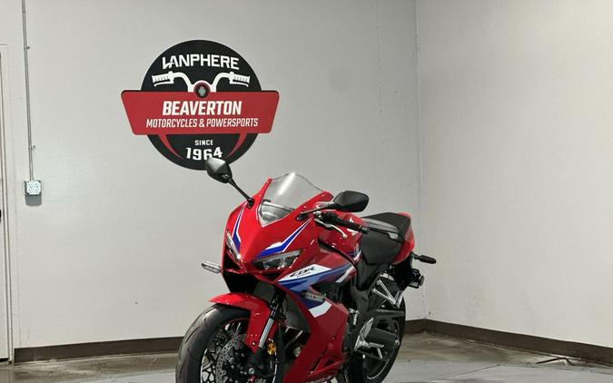 2026 Honda CBR650R E-Clutch
