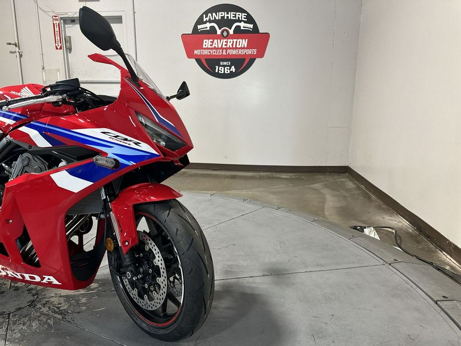 2026 Honda CBR650R E-Clutch