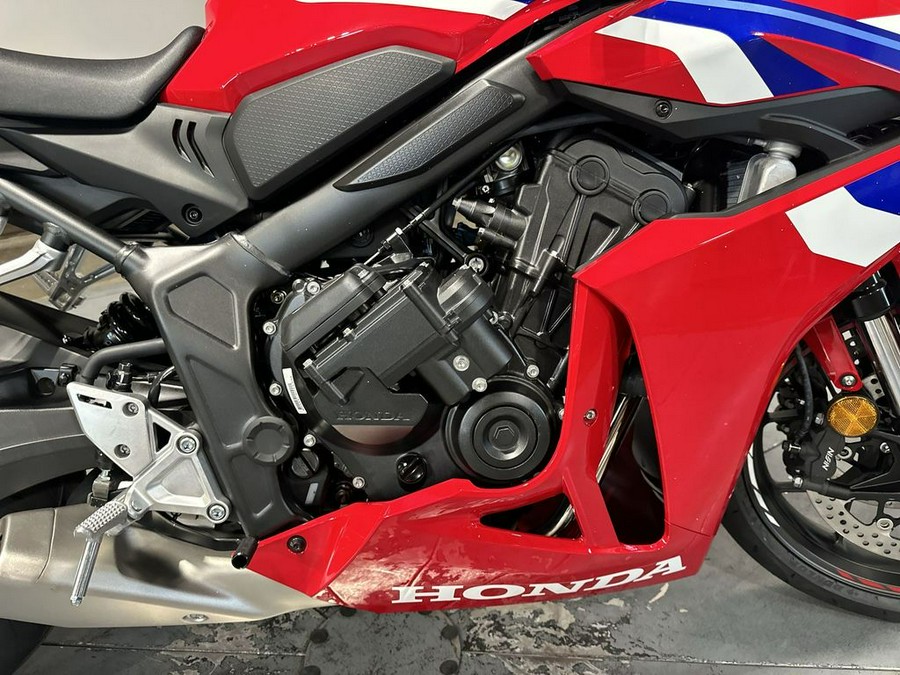 2026 Honda CBR650R E-Clutch